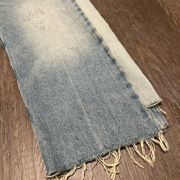 ZARA TRF IX’D Makers Two Tone Distressed Jeans Size 4 - Picture 5 of 8